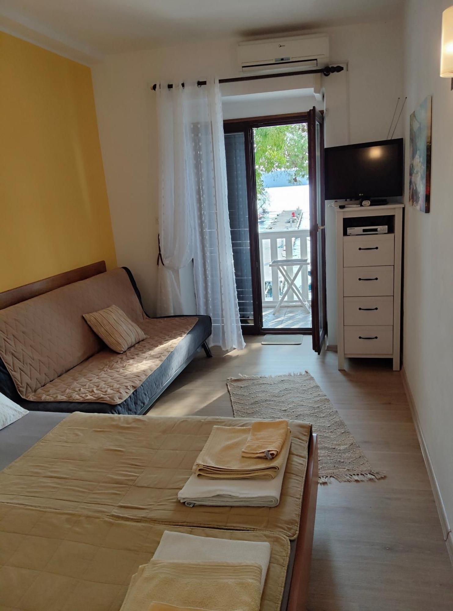 Apartmani Dea Jadranovo Extérieur photo